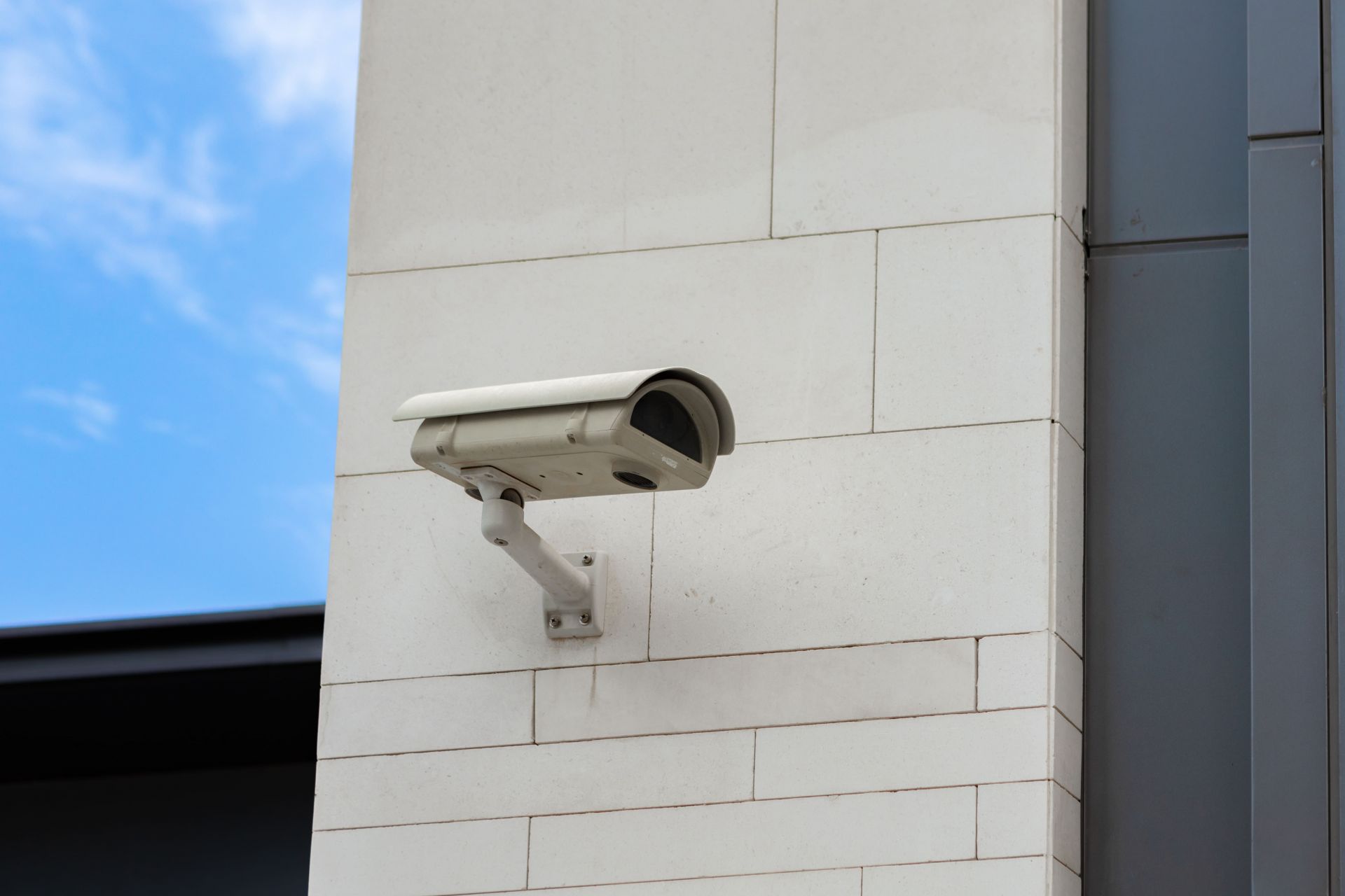 監視器：保護與監控的眼睛